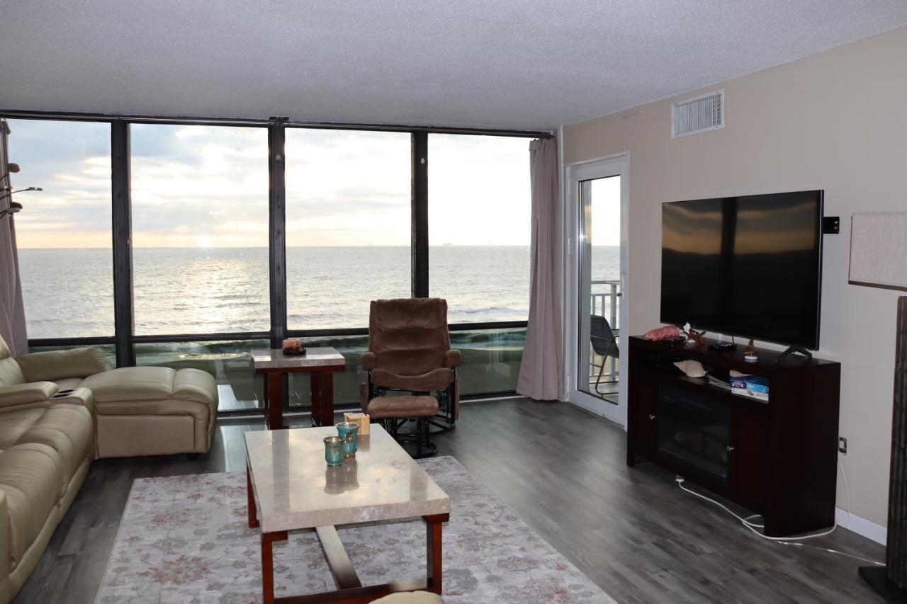 Beach Luxury Oceanfront Virginia Beach Exterior photo