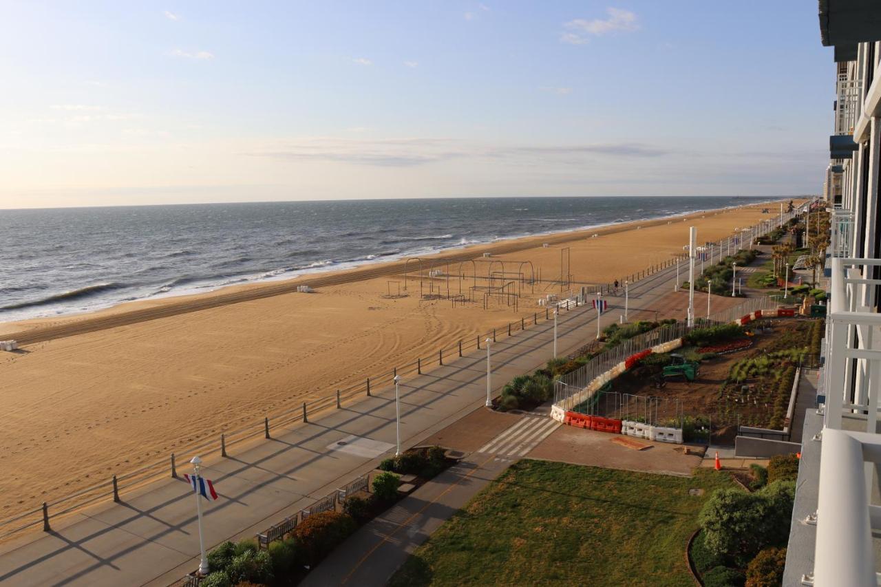 Beach Luxury Oceanfront Virginia Beach Exterior photo