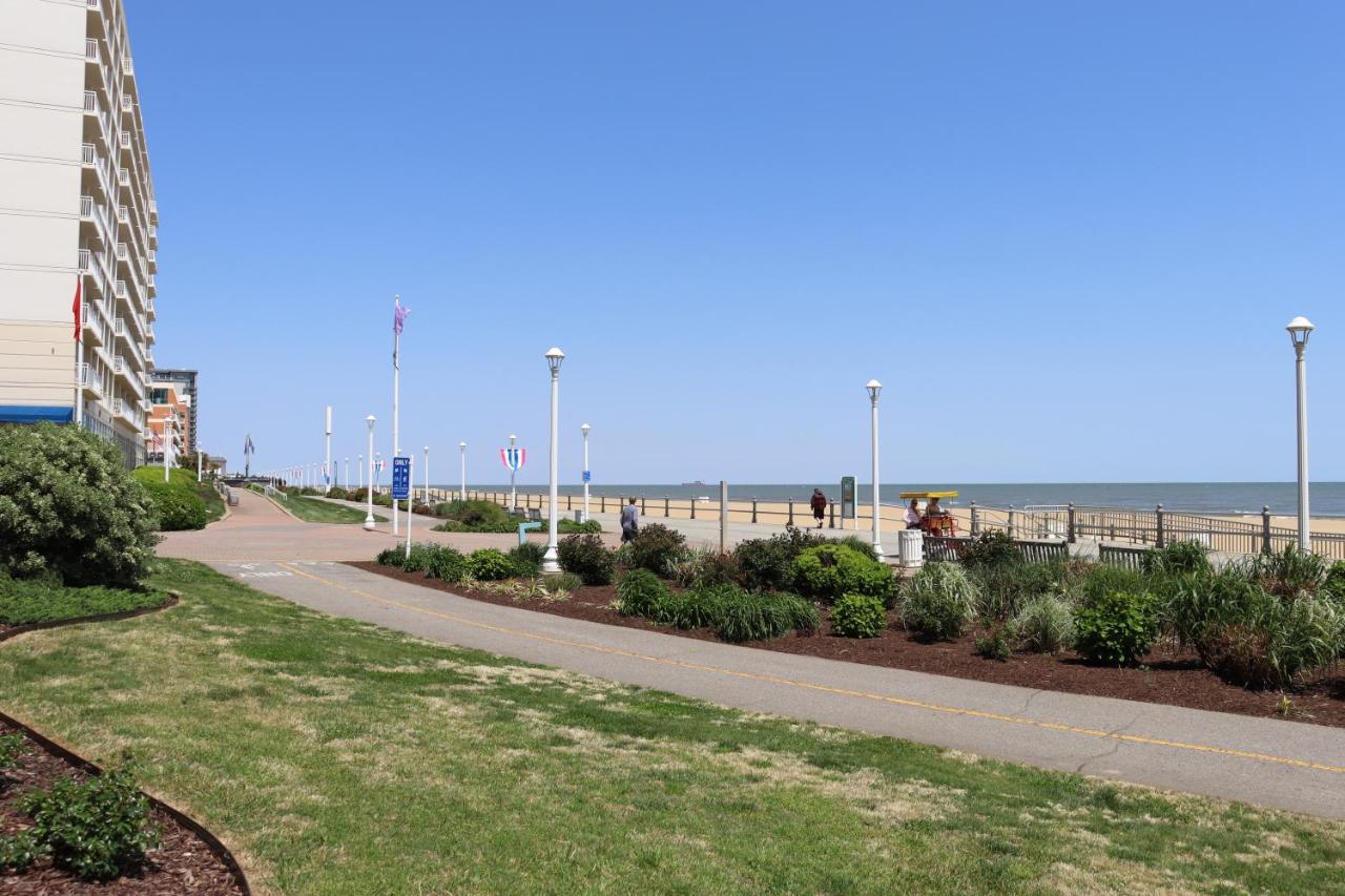 Beach Luxury Oceanfront Virginia Beach Exterior photo